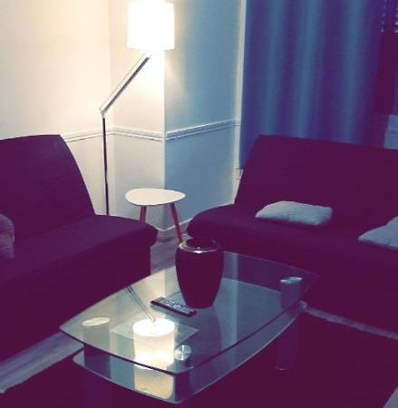 Appartement 48M2 Pour 6 Personnes Au Centre Ville Historique Avec Parking Gratuit Et Une Borne De Recharge Pour Voiture A 10 Metres Avallon Exteriér fotografie
