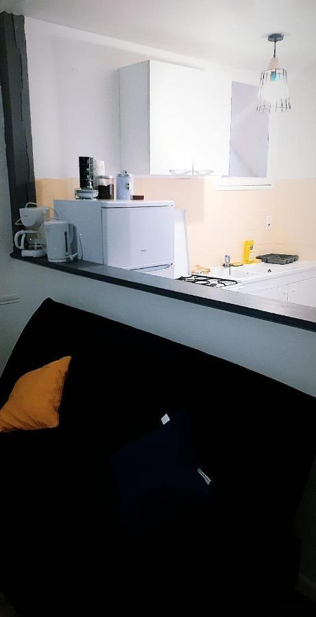 Appartement 48M2 Pour 6 Personnes Au Centre Ville Historique Avec Parking Gratuit Et Une Borne De Recharge Pour Voiture A 10 Metres Avallon Exteriér fotografie