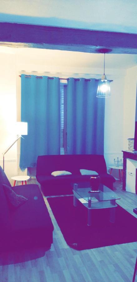 Appartement 48M2 Pour 6 Personnes Au Centre Ville Historique Avec Parking Gratuit Et Une Borne De Recharge Pour Voiture A 10 Metres Avallon Exteriér fotografie